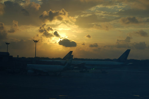 Airplane image - original